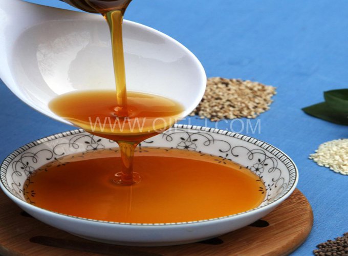 芝麻油提取加工，企鵝糧油機械生產色香味俱佳的油脂(圖1)